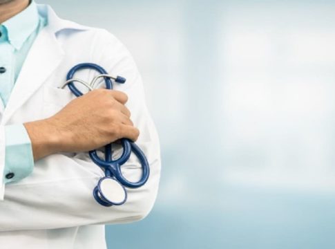 ഒരാഴ്ചയ്ക്കിടെ രണ്ട് ശസ്ത്രക്രിയ; വീട്ടമ്മ മരിച്ചു, ചികിൽസാ പിഴവെന്ന് ബന്ധുക്കൾ Medical Negligence