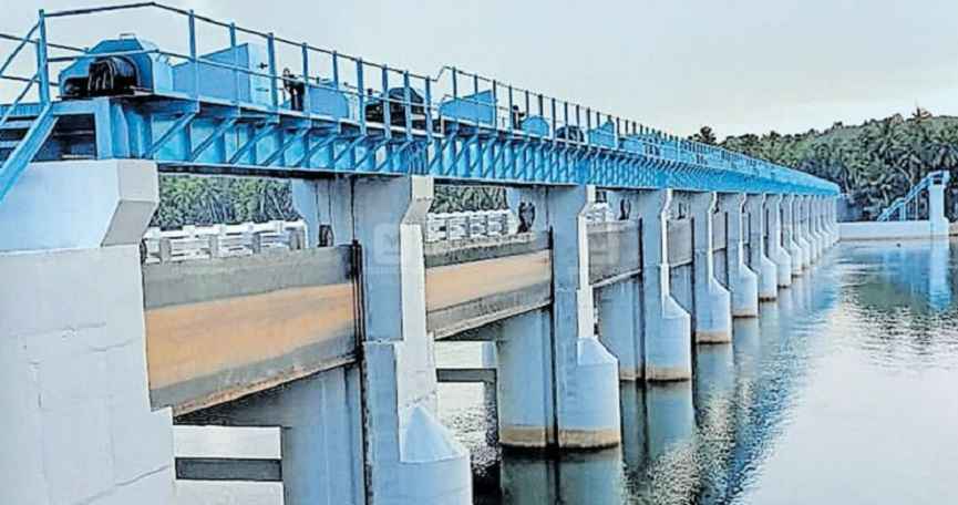 Neeleswaram Budget _ palayi shutter cum bridge