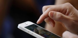 Hasband Were Arrested For Sharing wifes Nude Photos