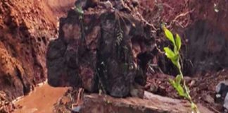 Canal breaks in Kozhikode Maruthongara