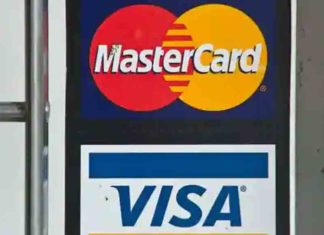 റഷ്യയിലെ സേവനം നിർത്തിവച്ച് വിസ, മാസ്റ്റർ കാർഡുകൾ Visa and MasterCard suspended operations in russia