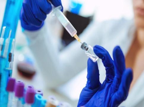 ഡെങ്കിപ്പനി; ആദ്യ സിംഗിൾ ഡോസ് വാക്സിന് അംഗീകാരം നൽകി ബ്രസീൽ Regular Vaccination