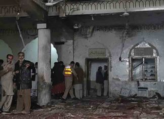 പാക് മസ്ജിദിലെ സ്ഫോടനം; ഉത്തരവാദിത്തം ഏറ്റെടുത്ത് ഐഎസ് Blast at Pak mosque; IS took responsibility