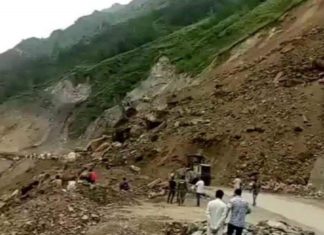 Landslide In Jammu-Srinagar National Highway