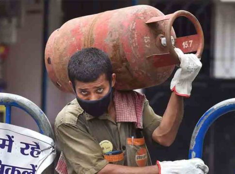 പാചകവാതക സിലിണ്ടർ; ഇ- കെവൈസി നിർബന്ധം, അല്ലെങ്കിൽ സബ്സിഡി റദ്ദാക്കും LPG