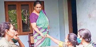 വീണുകിട്ടിയ രണ്ട് സ്വർണമോതിരം തിരികെ നൽകി ഹരിതകർമ സേനാംഗങ്ങൾ Haritha Karma troops return two gold rings that fell off