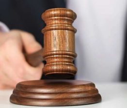 മുത്തങ്ങ ഭൂസമരം; പോലീസുകാരൻ കൊല്ലപ്പെട്ട കേസിൽ എല്ലാ പ്രതികളെയും വെറുതേവിട്ടു Muthanga Tribal Protest