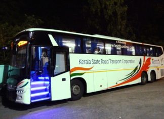 തിരുവനന്തപുരം- ബെംഗളൂരു കെഎസ്ആർടിസി തകരാറിൽ; യാത്രക്കാർ തൃശൂരിൽ കുടുങ്ങി Thiruvananthapuram-Bengaluru scania bus breakdown