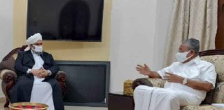 khaleel bukhari thangal met Kerala CM on waqf Board Subject