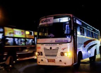 തിരുവനന്തപുരം- ബെംഗളൂരു ബസുകൾ തടഞ്ഞ് തമിഴ്നാട്; യാത്രക്കാരെ ഇറക്കിവിട്ടു Bus Service