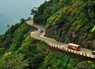 bike accident at thamaraseri churam