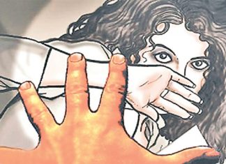 പെൺകുട്ടിയെ വേശ്യാവൃത്തിക്ക് നിർബന്ധിച്ചു. ദുബായിൽ നാല് സ്ത്രീകൾ പിടിയിൽ Tribal Girl Gang Raped In West Bengal