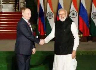 Russian President Vladimir Putin with Prime Minister Narendra Modi