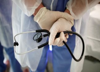 കൊണ്ടോട്ടിയിൽ നാലുവയസുകാരൻ മരിച്ചത് ചികിൽസാ പിഴവ് മൂലമെന്ന് സ്ഥിരീകരണം bribery for appointment; Complaint against health minister's personal staff