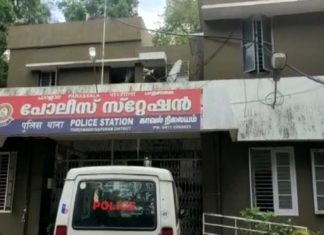 പാറശാലയിൽ പോലീസ് വാഹനത്തിൽ നിന്നും കണക്കിൽ പെടാത്ത പണം പിടികൂടി Money Seized From Parassala Police Jeep