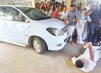 Driver will not be changed - mayor; Councilors say the protest will not end