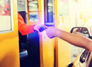 ടോള് നിരക്ക് കൂട്ടി; വർധിച്ചത് 10 മുതല് 65 രൂപ വരെ Toll rates hiked; Increased from 10 to 65 rupees