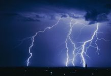Heavy Rain With Lightening
