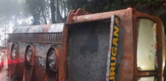 เดคเดพเดฎเดฐเดถเตเดถเตเดฐเดฟ เดเตเดฐเดคเตเดคเดฟเตฝ เดเดพเดเตเดเตผ เดฒเตเดฑเดฟ เดฎเดฑเดฟเดเตเดเต tanker-lorry-overturns