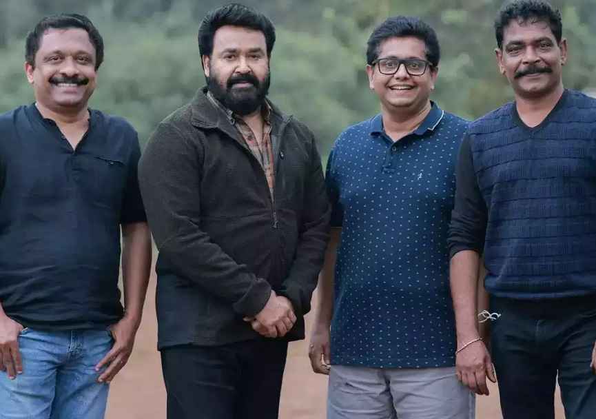 12th MAN _ Mohanlal Movie_11zon