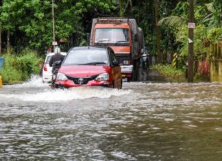 11 ജില്ലകളിൽ ഓറഞ്ച് അലർട്; മഴക്കെടുതി നേരിടാൻ സംസ്ഥാനം സജ്ജം Orange alert in 11 districts; The state is gearing up for the monsoon
