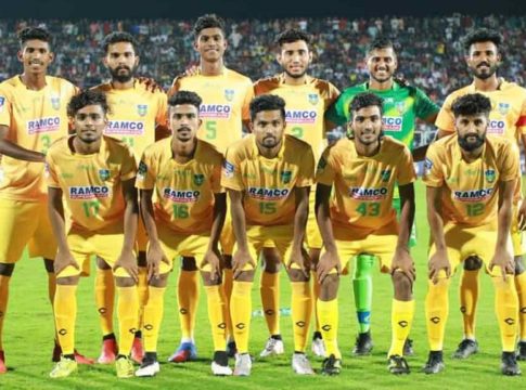 സന്തോഷ് ട്രോഫി; കേരള ടീമിന് പരിതോഷികം പ്രഖ്യാപിച്ച് സർക്കാർ ker-team-santhosh-trophy