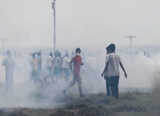 Street war after PM's resignation; MP killed in Sri Lanka