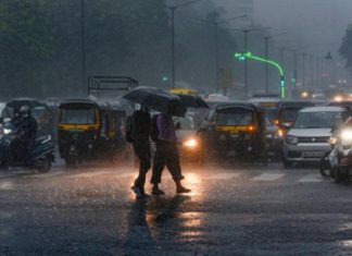 heavy rain; Restrictions have been imposed in Kozhikode district