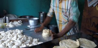 Snake skin on food package; inspection at Nedumangad hotels