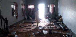 കർണാടകയിലെ ക്രിസ്ത്യൻ പള്ളിക്ക് നേരെ ആക്രമണം; ഹനുമാൻ ചിത്രം സ്ഥാപിച്ചു