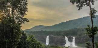 No Water In Athirappilly Water Falls Thrissur