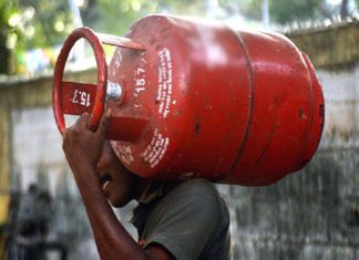 പാചകവാതക വിലയിൽ വൻ വർധനവ്; വാണിജ്യ സിലിണ്ടറിന് 103 രൂപ കൂടി