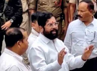 Shiv Sena rebels flee Goa from hotel in Guwahati