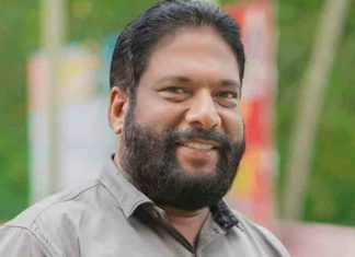 പ്രതിപക്ഷ നേതാവിന്റെ കളരിയല്ല, മുഖ്യമന്ത്രിയുടെ കളരി; വി ജോയ് V Joy against Opposition