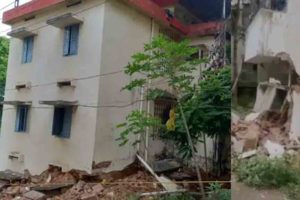 Guruvayur Devaswom quarters collapsed