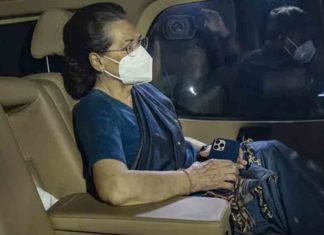 Sonia Gandhi leaves hospital