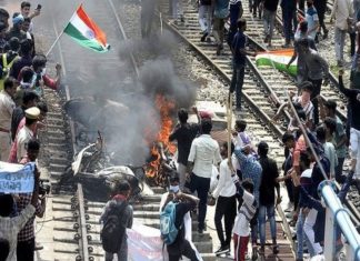 8 Train Services Cancelled Due To The Agnipath Protest