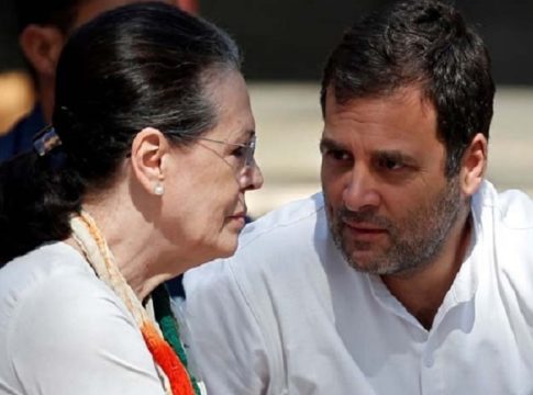 Rahul Gandhi and Sonia Gandhi visited Wayanad