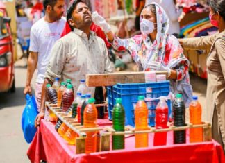 decrease In The Daily Covid Cases In India And 6594 New cases