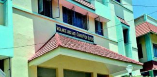 Vigilance Seized Overload Lorries In Kerala