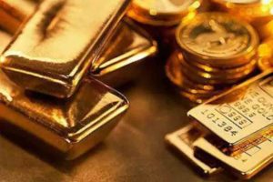 gold-smuggling-in-karipur-two-arrested