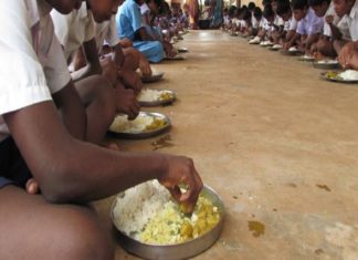 സംസ്ഥാനത്തെ സ്കൂളുകളിൽ ഉച്ചഭക്ഷണ പരിശോധന തുടരുന്നു