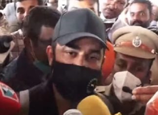 പീഡന പരാതി; വിജയ് ബാബുവിനെ ഹോട്ടലിൽ എത്തിച്ച് തെളിവെടുത്തു Vijay Babu