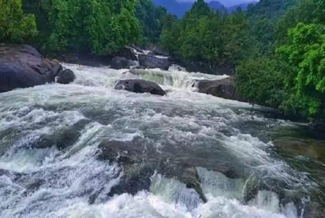 Pathankayam waterfalls