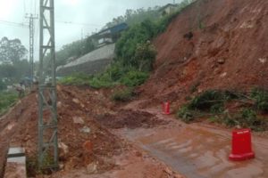 landslide on the Kochi-Dhanushkodi