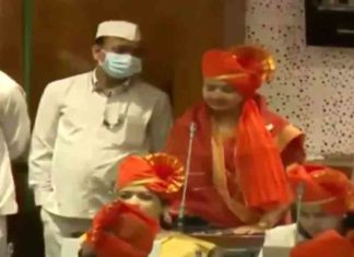 'ED..ED..'; Opposition shouts while Shiv Sena rebel MLA is voting