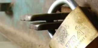 Used stale oil; The hotel in Kattakada was closed