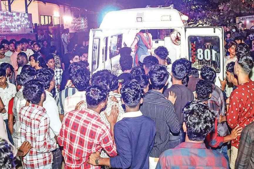 Music Concert Accident at Kozhikode Beach Music Concert Accident at Kozhikode Beach