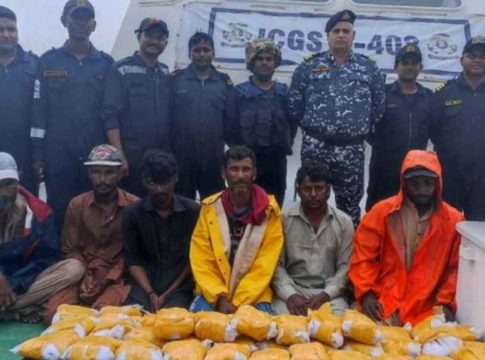 Pakistan's 200 crore worth of drugs seized in Gujarat