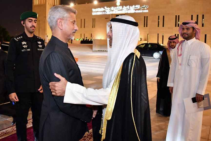 S Jayashankar in Gulf; India and GCC sign new MoU S Jayashankar in Gulf; India and GCC sign new MoU